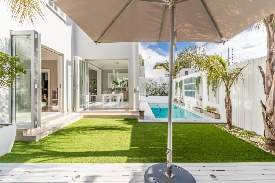 3 Bedroom Property for Sale in Fresnaye Western Cape